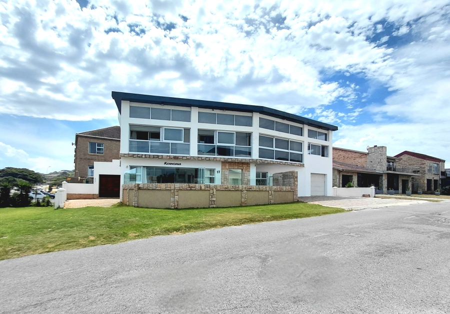 5 Bedroom Property for Sale in Ferreira Town Eastern Cape